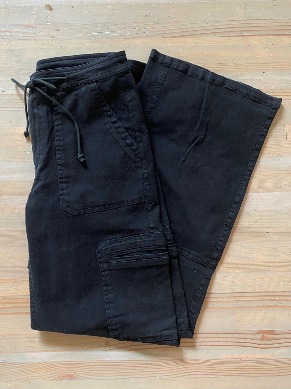 Millibon Black Cargo Pants - Size: Small